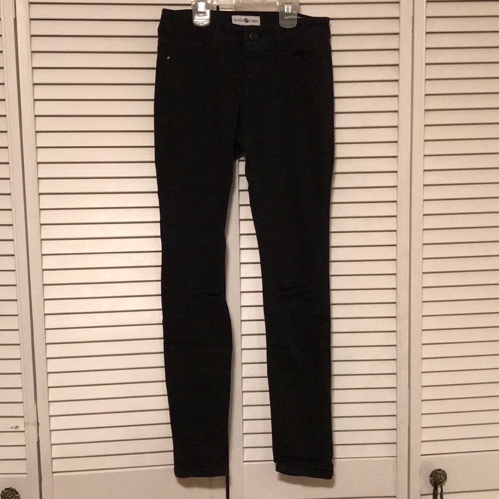 Black Daisy black jegging with rips in knees